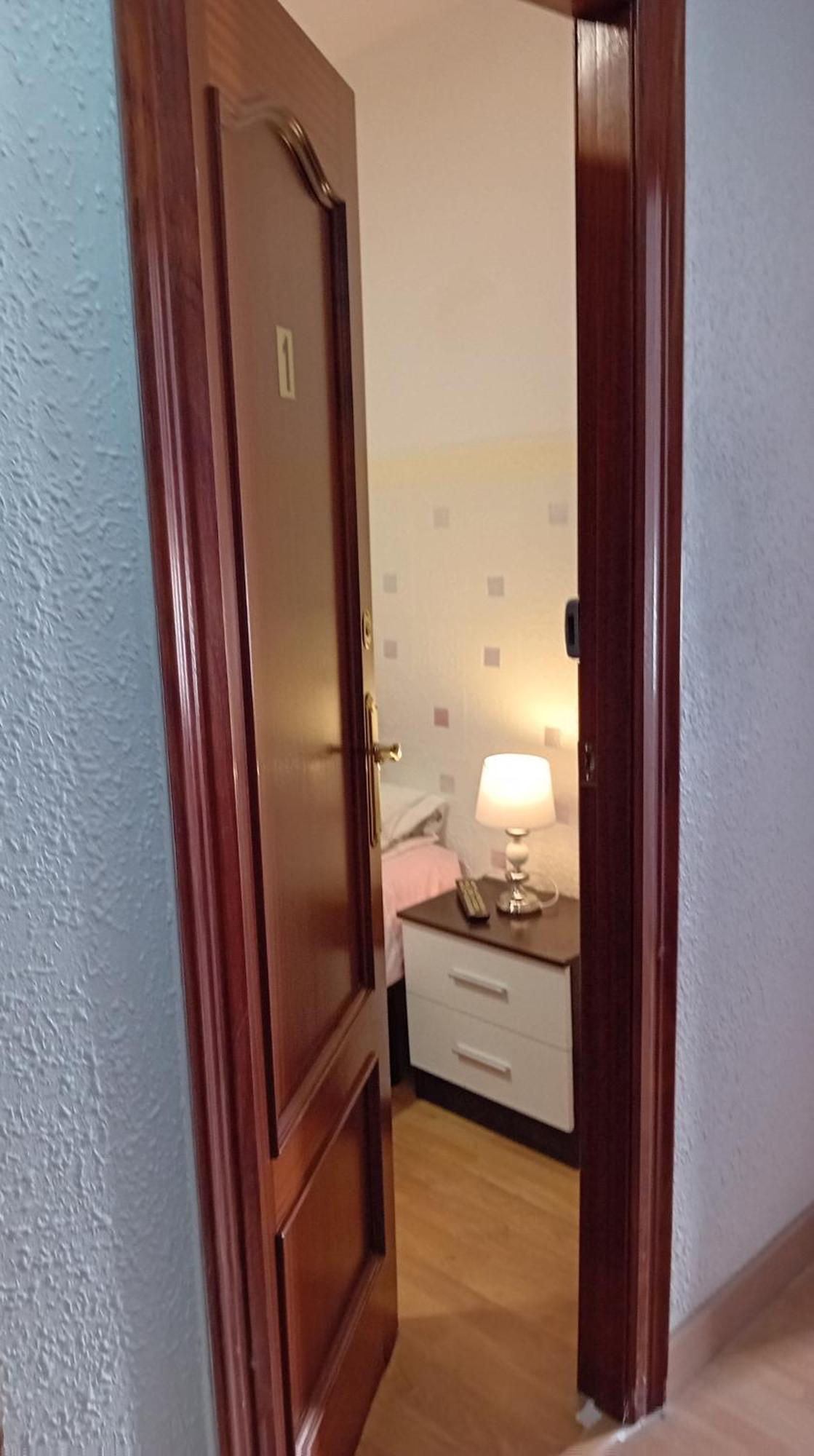 Apartamento Compartido Excelente Ubicacion El Prat de Llobregat Exterior photo
