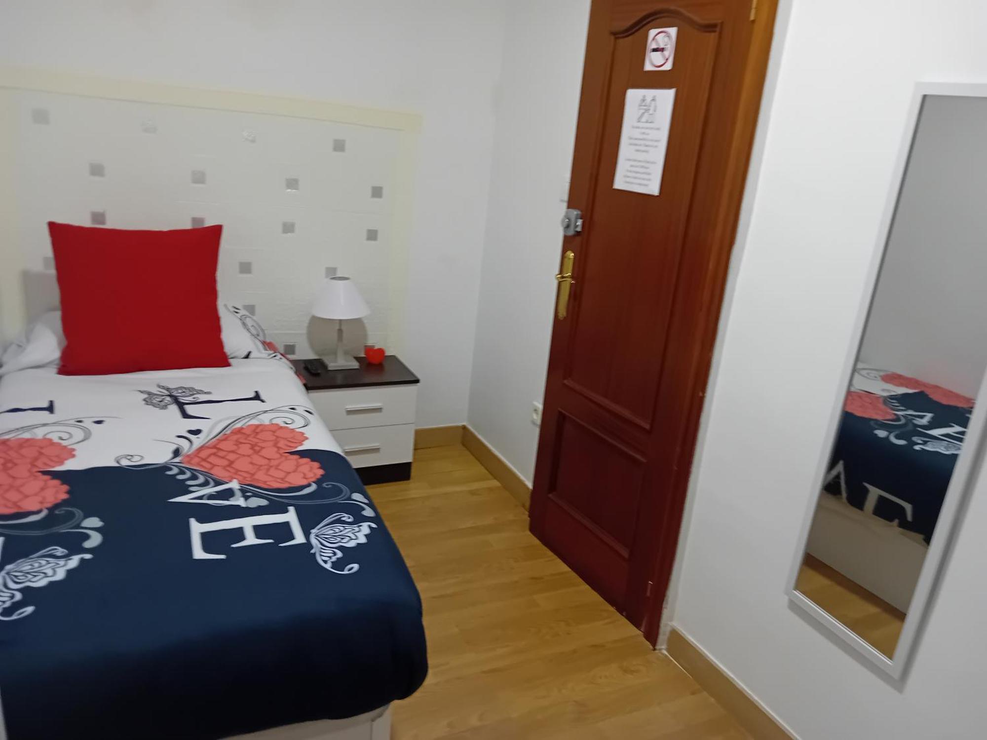 Apartamento Compartido Excelente Ubicacion El Prat de Llobregat Exterior photo