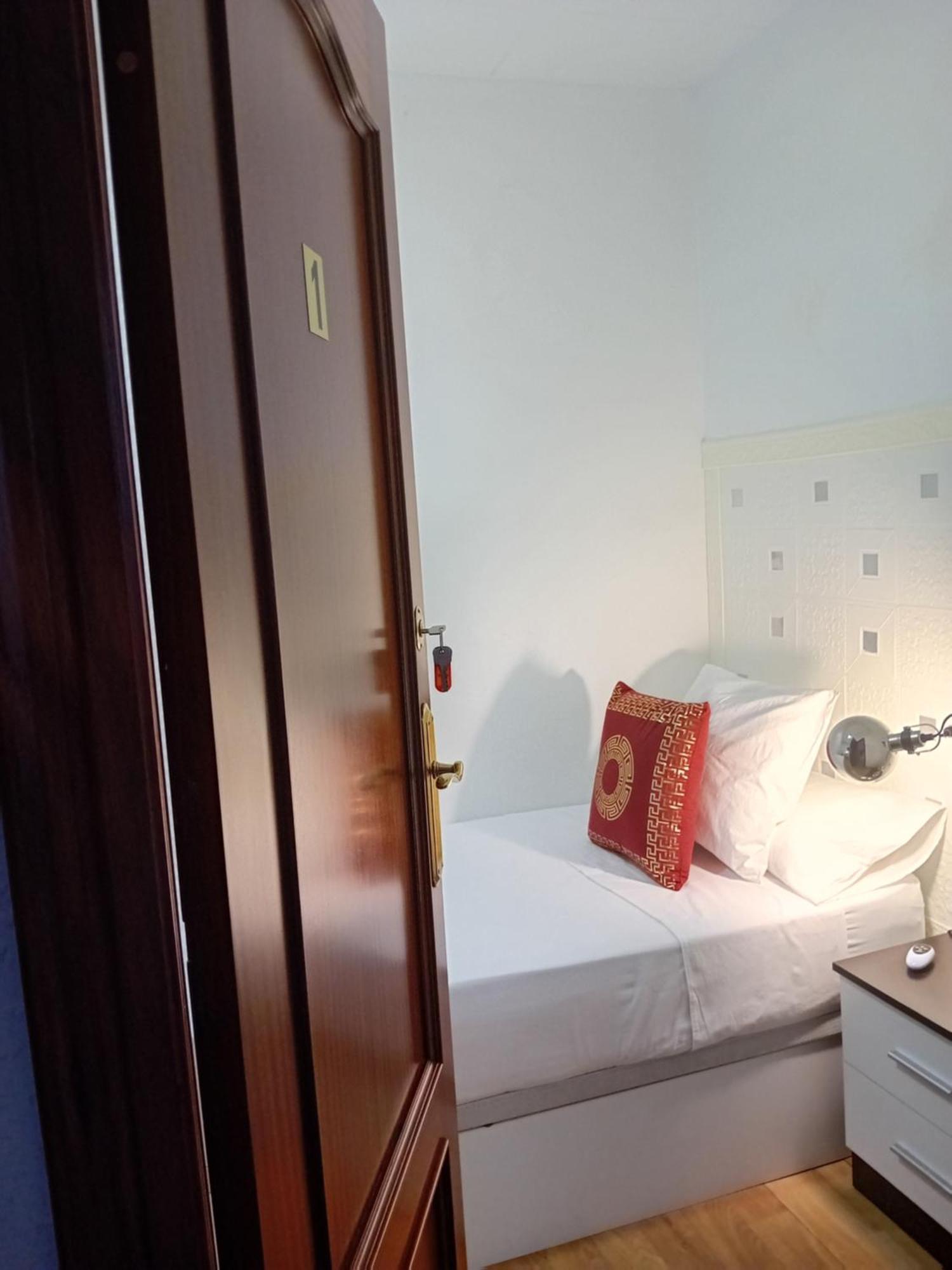 Apartamento Compartido Excelente Ubicacion El Prat de Llobregat Exterior photo