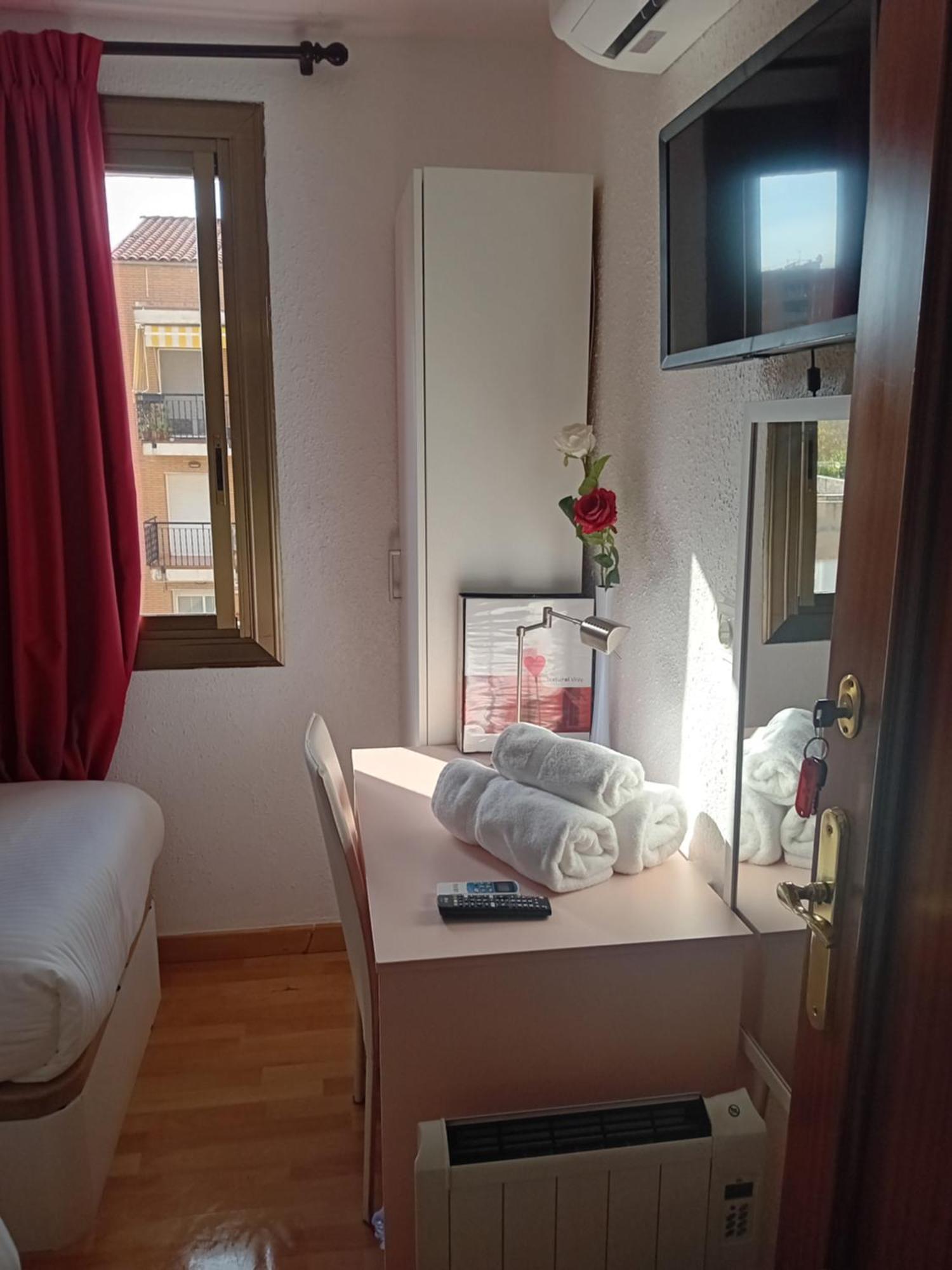 Apartamento Compartido Excelente Ubicacion El Prat de Llobregat Exterior photo